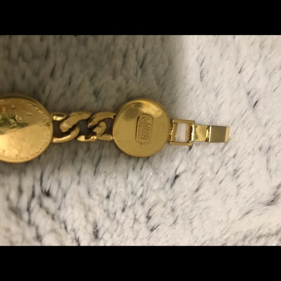 Stunning Authentic Versace gold bracelet - Picture 10 of 16